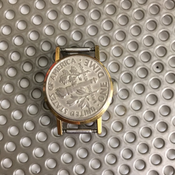 🖤Citizen wind-up small watch